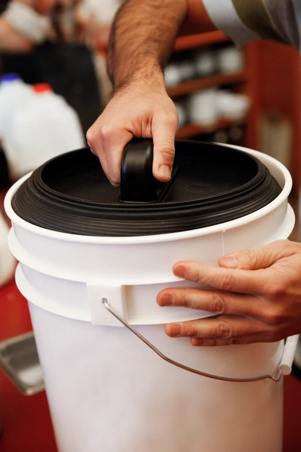 Airscape Bucket Insert Lid - Image 3