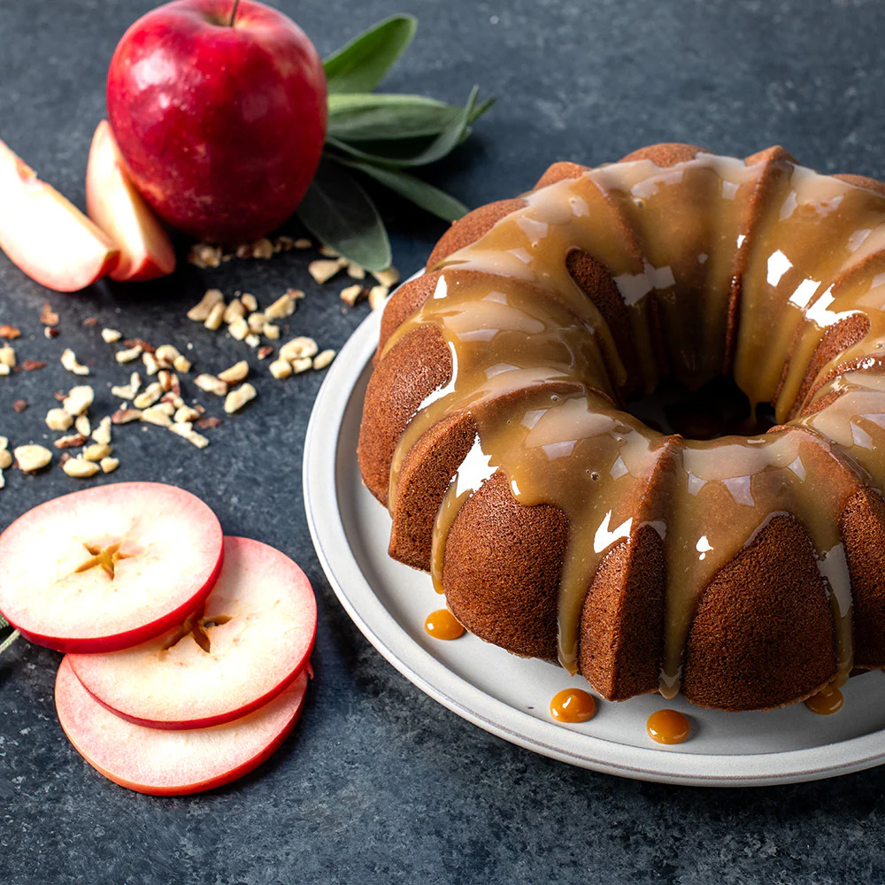 Anniversary Bundt Pan 10-15 Cups - Image 5