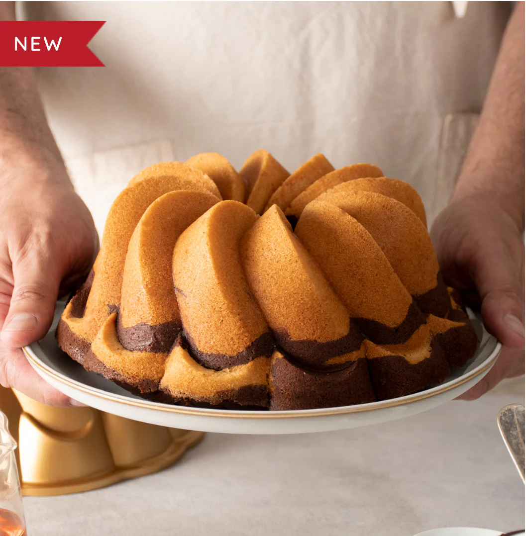 Bundt Pirouette Pan (10cup) - Image 3