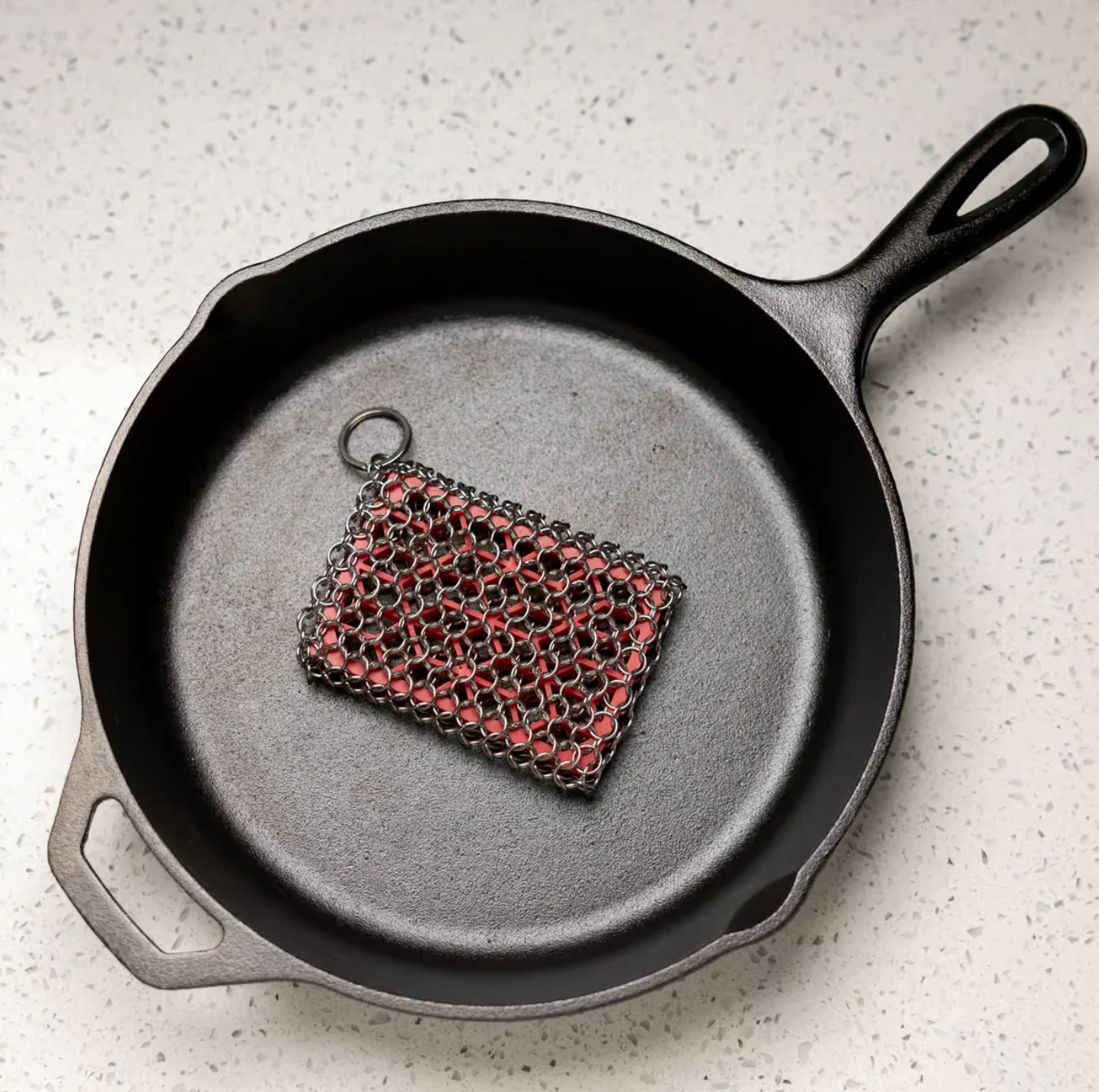 Cast Iron Chain Scrubber w Silicone Pad - Image 4