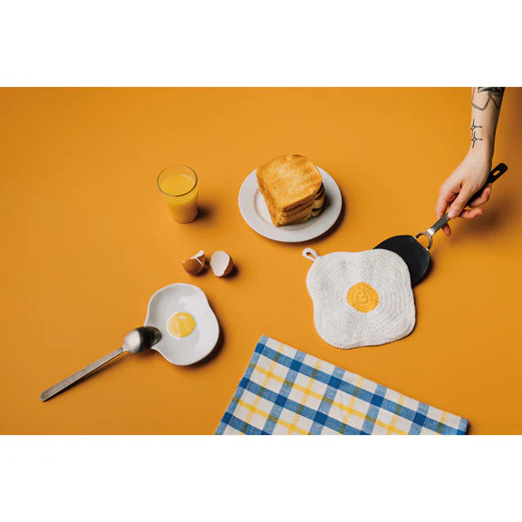 Cheeky Egg Spoon Rest - Image 2