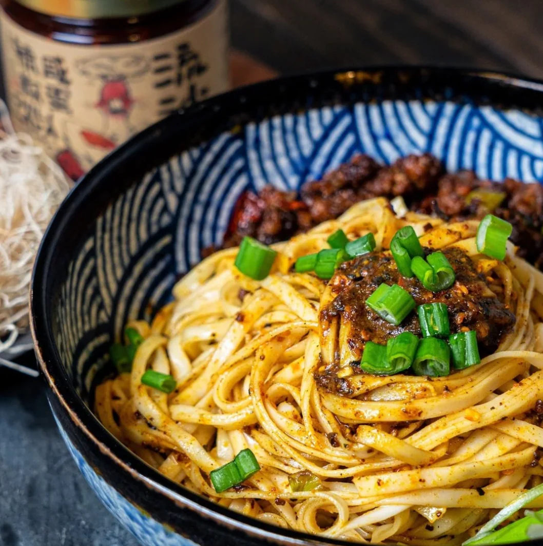Holy Duck Chili Lava Salted Eggs Sauce - Image 5