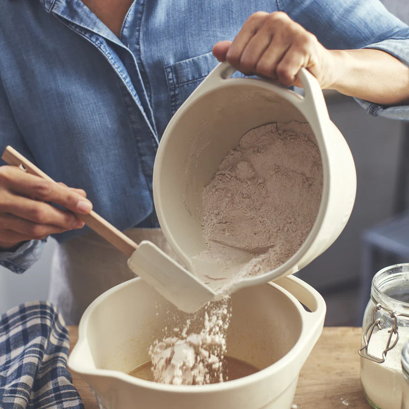 Emile Henry Mixing Bowl - 3.5L - Fusain *Discontinued in this Colour - Image 2