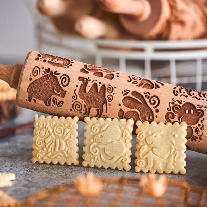 Embossed Rolling Pin - Animals - Image 4