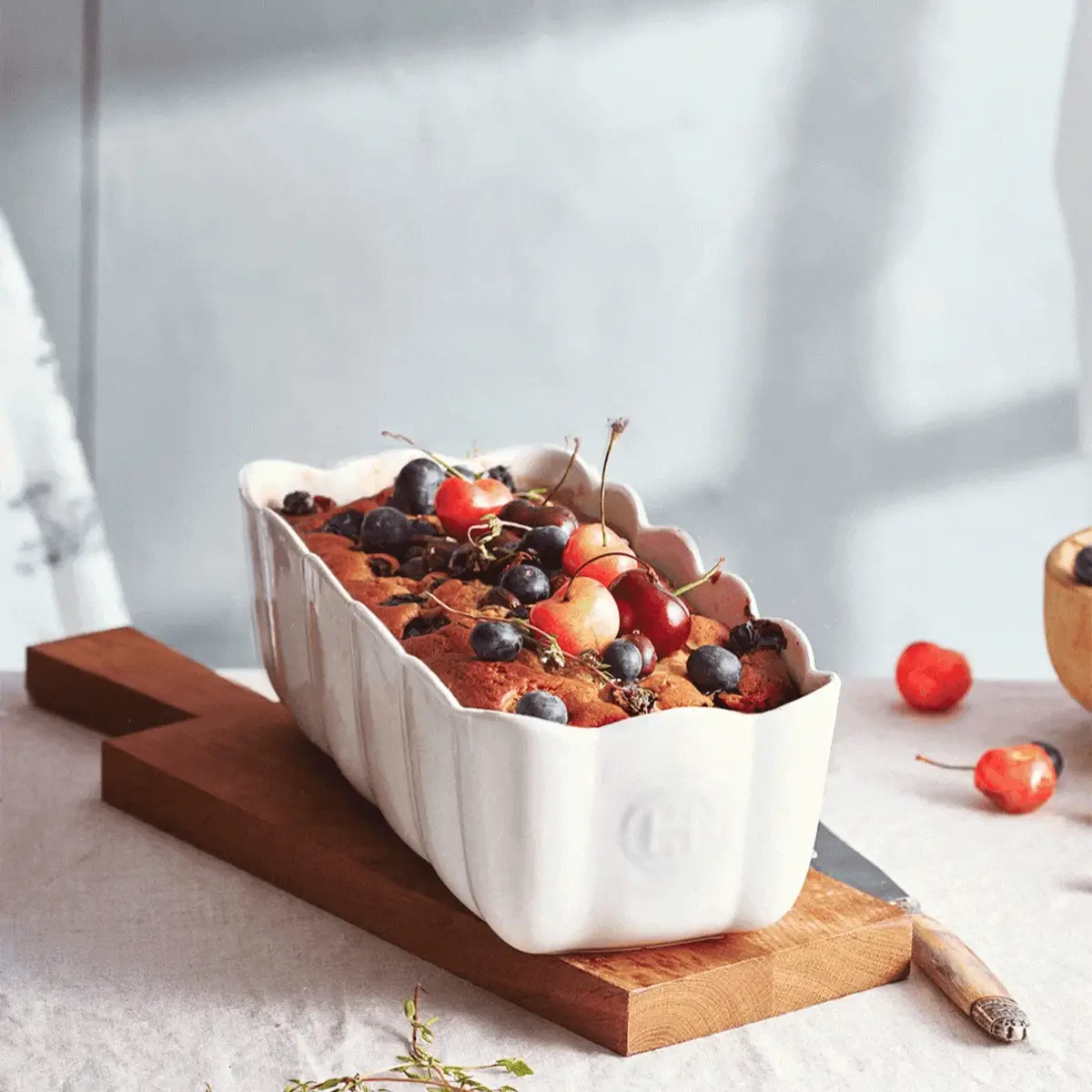 Emile Henry Madeleine Loaf Dish - Argile - Image 6