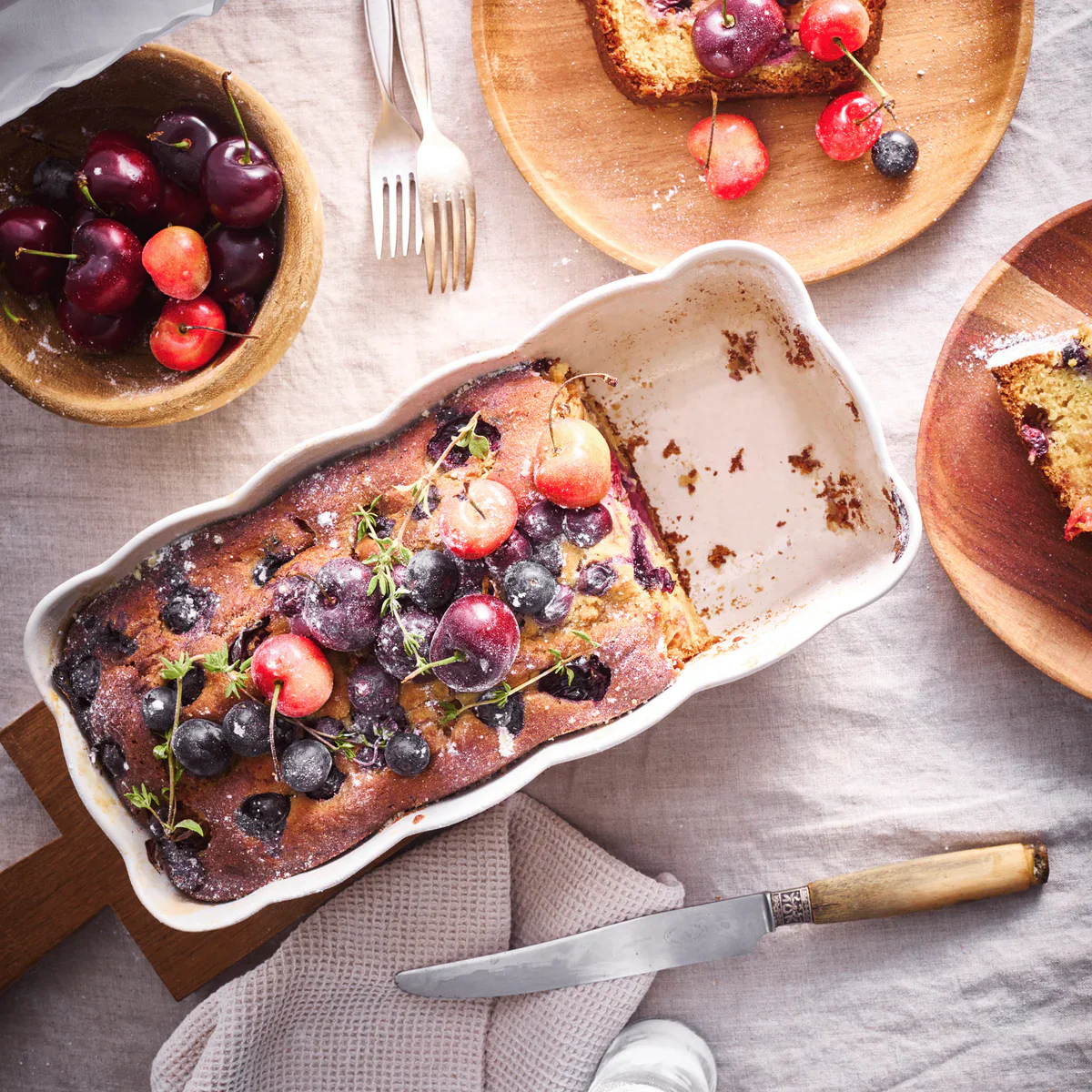 Emile Henry Madeleine Loaf Dish - Argile - Image 9