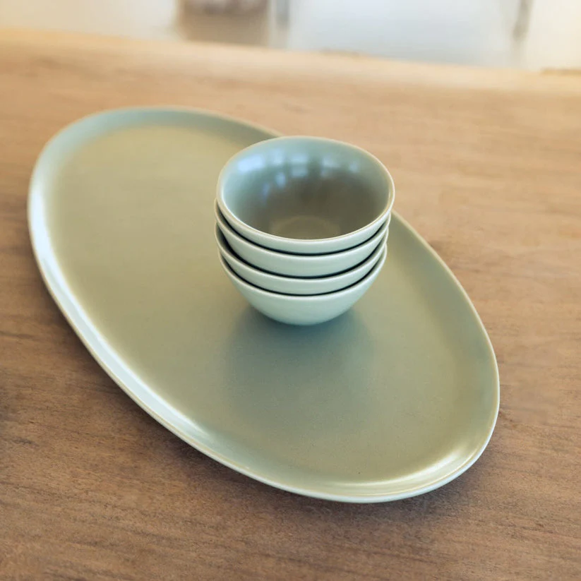 Fable The Oval Serving Platter - Beachgrass Green - Image 2