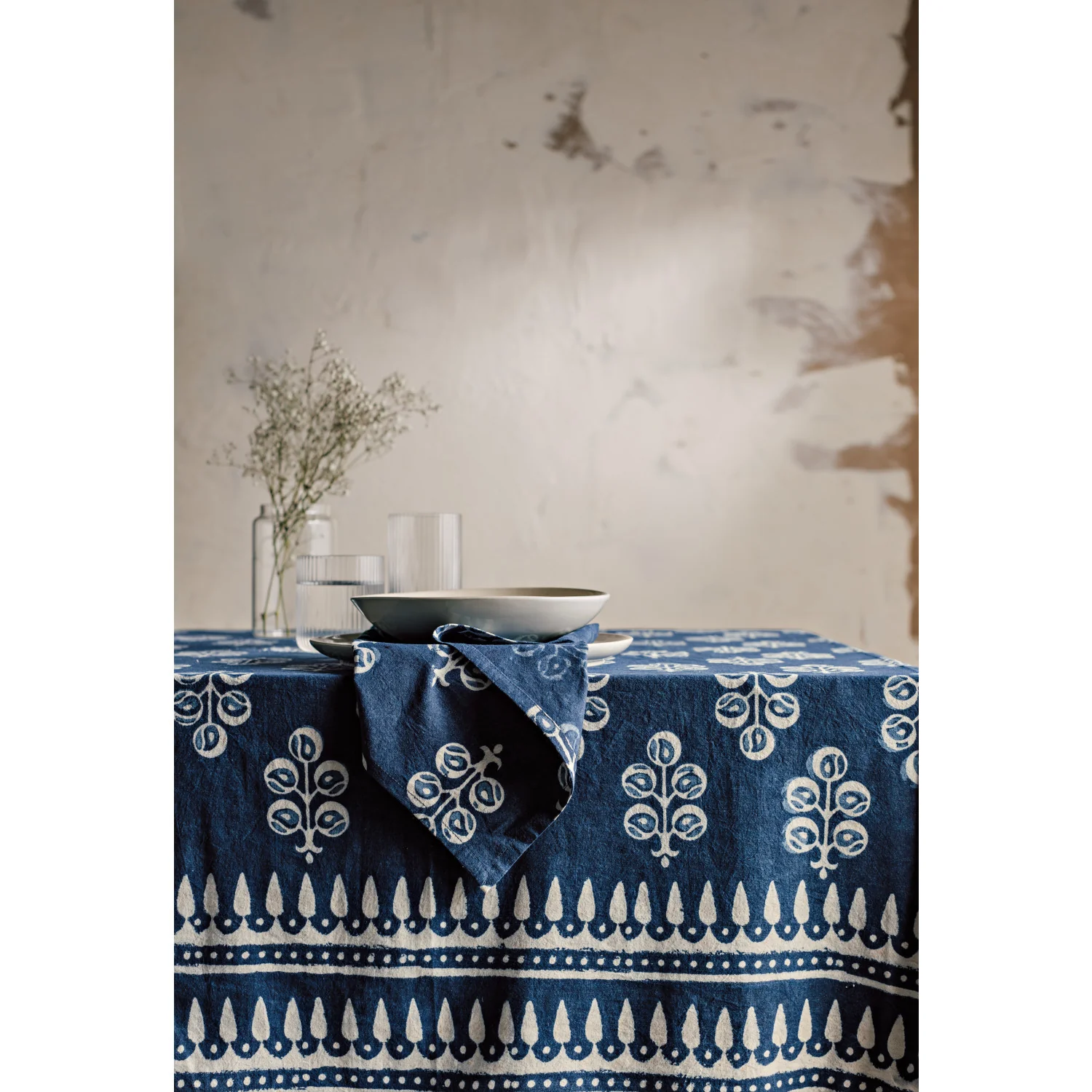 Hawthorn Block Print Tablecloth 90 x 60 inches - Image 2