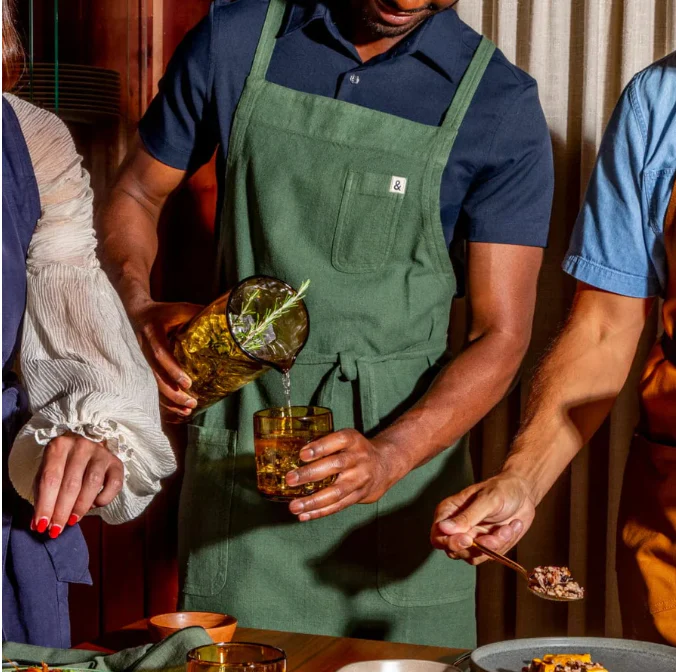Hedley & Bennett The Minimalist Apron - Broccolini - Image 3