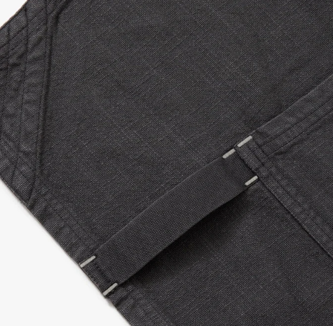 Hedley & Bennett The Minimalist Apron - Charcoal - Image 4