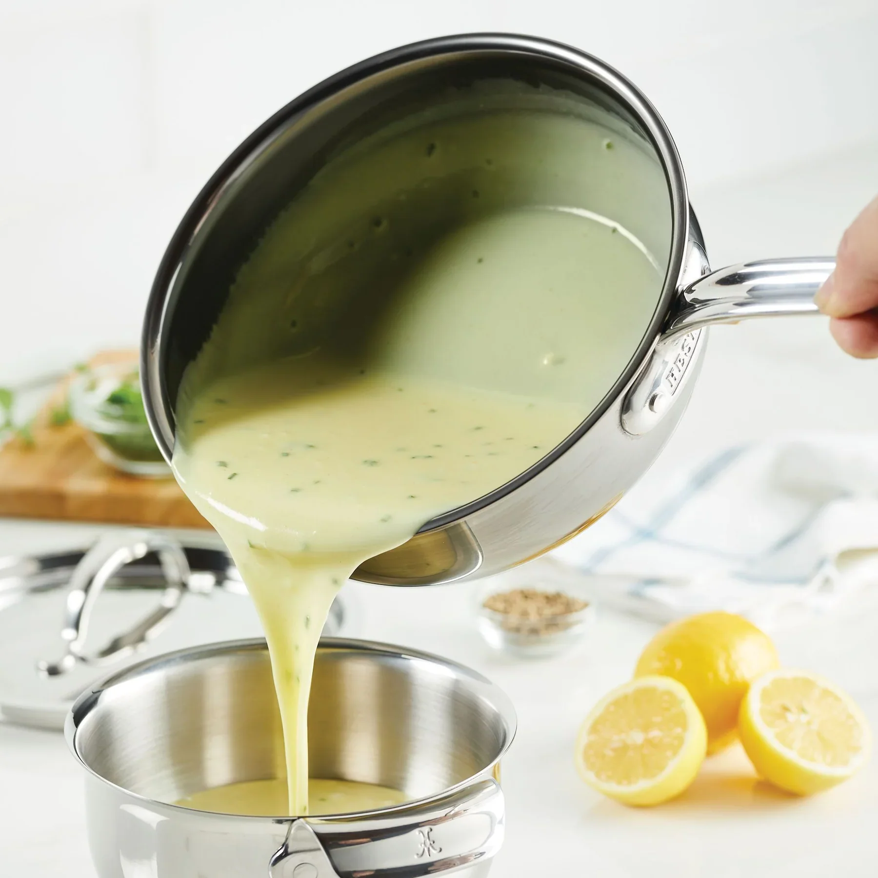 Hestan NanoBond 2qt Covered Saucier - Image 6