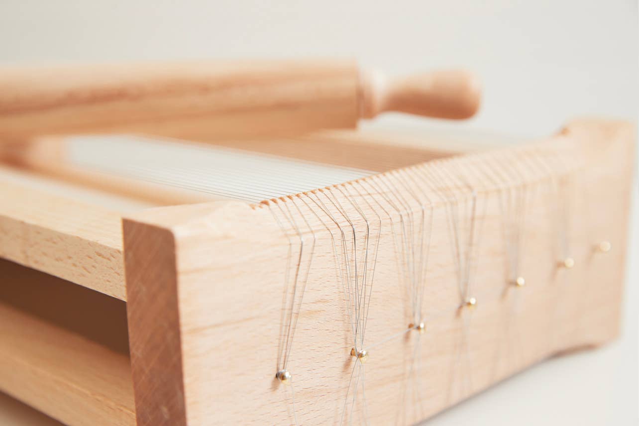 Italian Pasta Chitarra with Rolling Pin - Large - Image 7