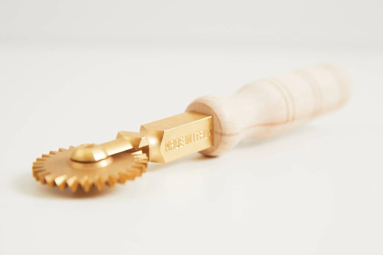 Italian Pasta Fluted Wheel Cutter - Brass Wheel - Image 4