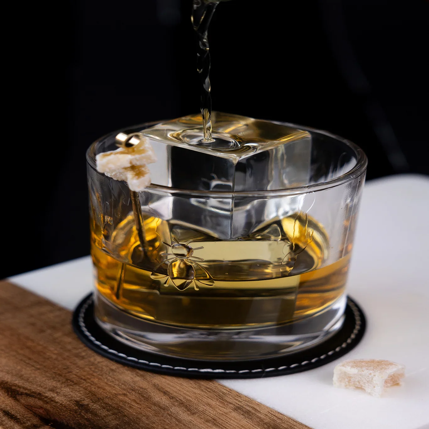 La Rochere Abeilles Bee Whisky Glass Set/4 - Image 2