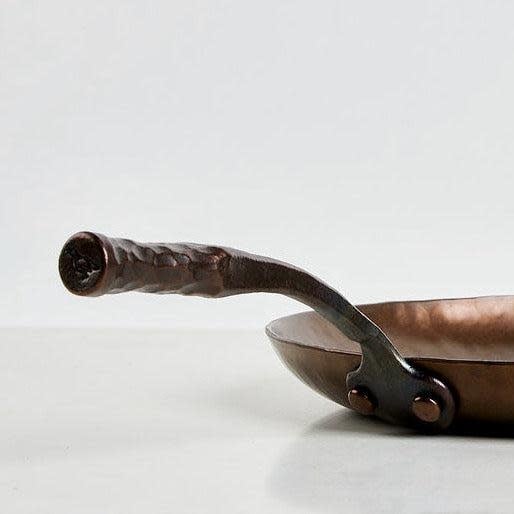 Smithey Carbon Steel Farmhouse Skillet 12 inch *Price includes $56 Tariff - Image 3