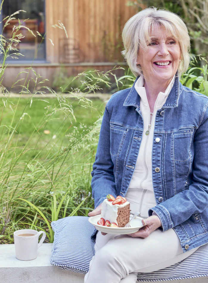 Nancy's Green and Easy Kitchen: Delicious Everyday Meals that Don't Cost the Earth - Nancy Birtwhistle - Image 2