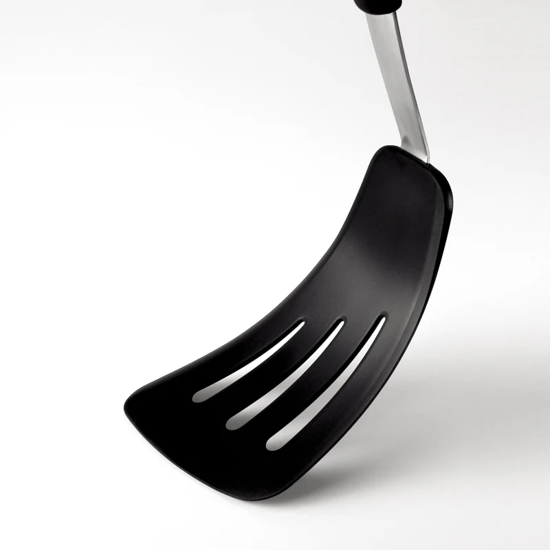 OXO Flexible Omelet Turner - Silicone - Image 3