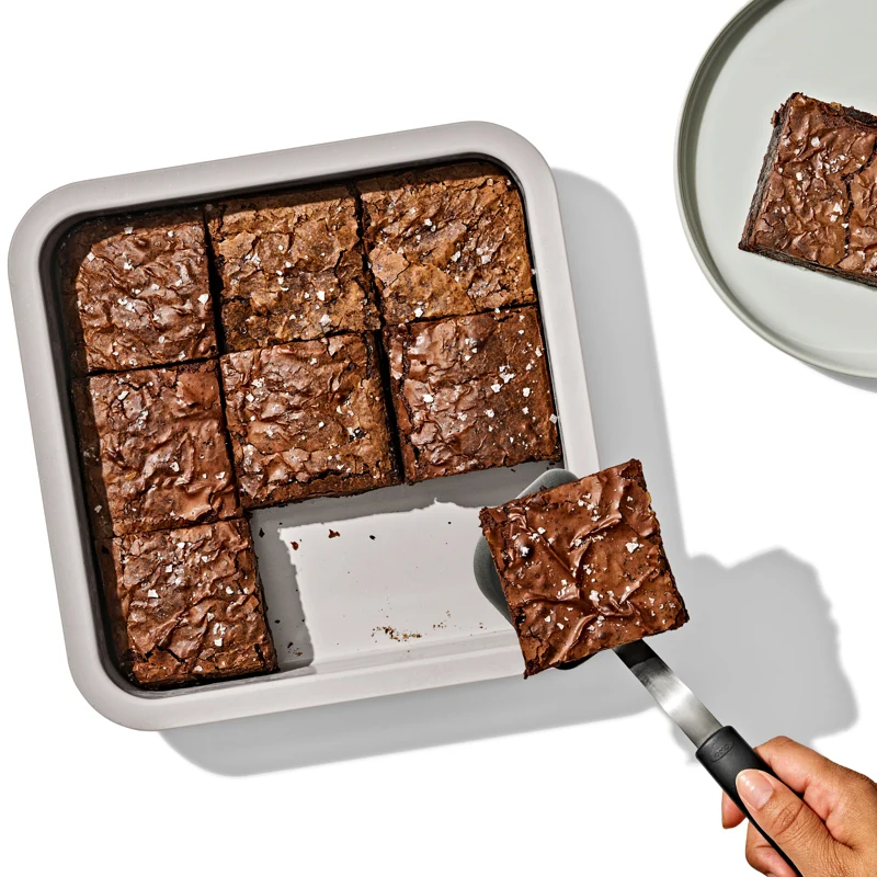 OXO Non-Stick Pro Ceramic Coated Metal Bakeware 9” Square Cake Pan – Storm Blue - Image 2