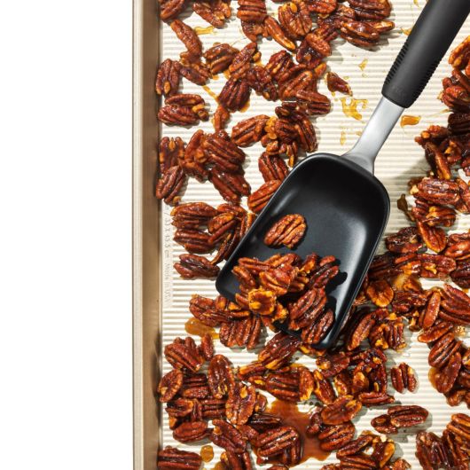 OXO Sheet Pan Scoop - Image 4