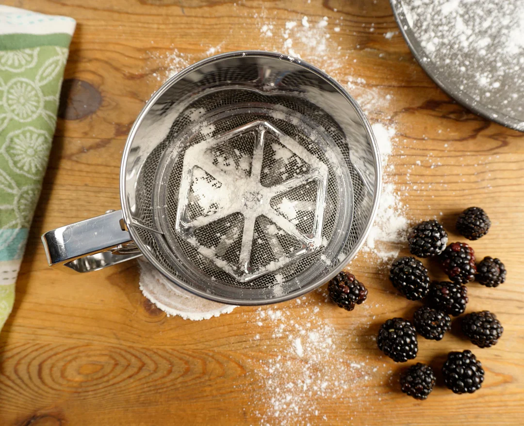 Triple Mesh Sifter 3 Cup - Image 3