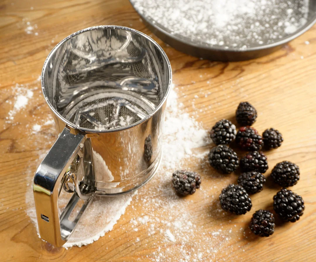 Triple Mesh Sifter 3 Cup - Image 4