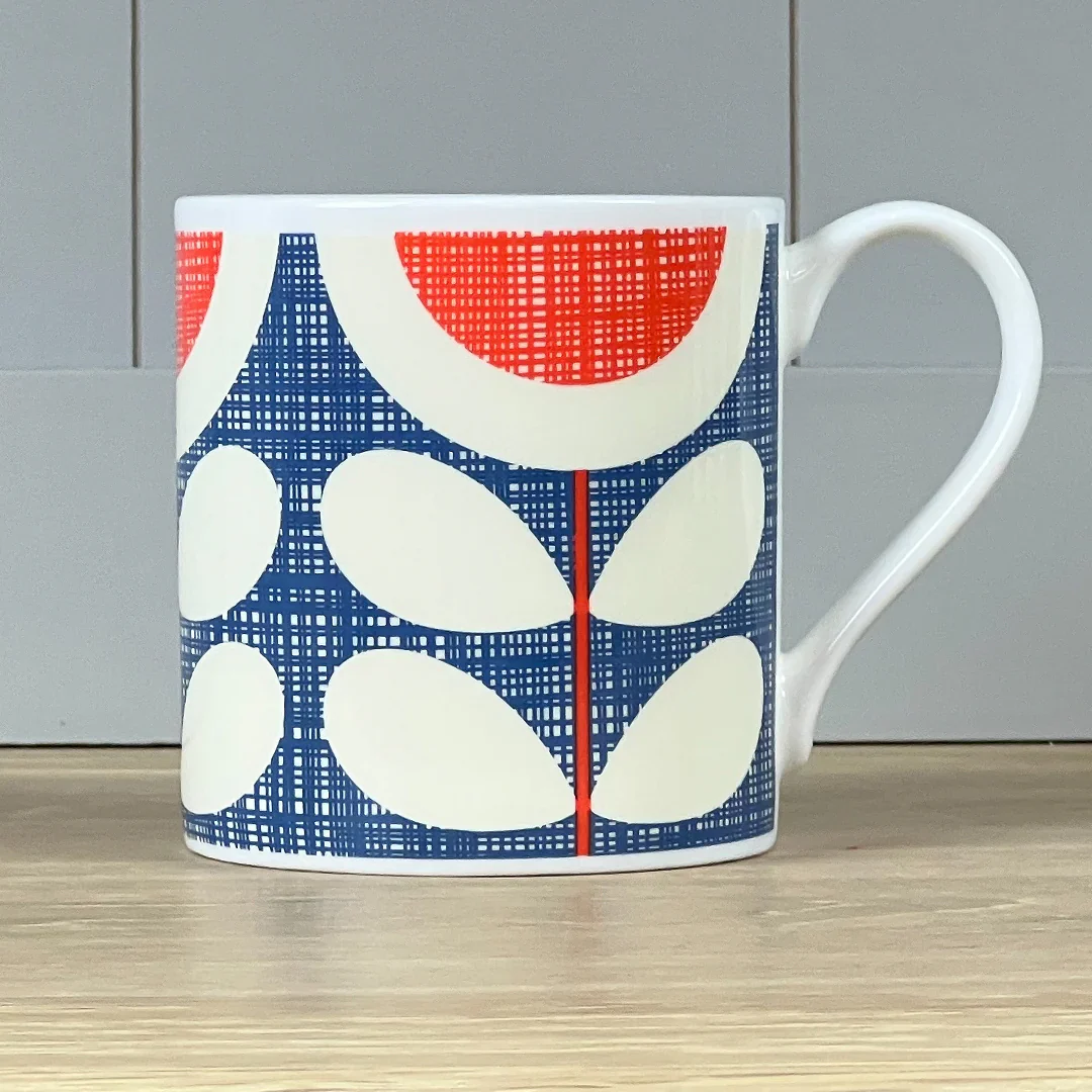 Scribble Sunflower Blue Mug - 350ml - Image 3
