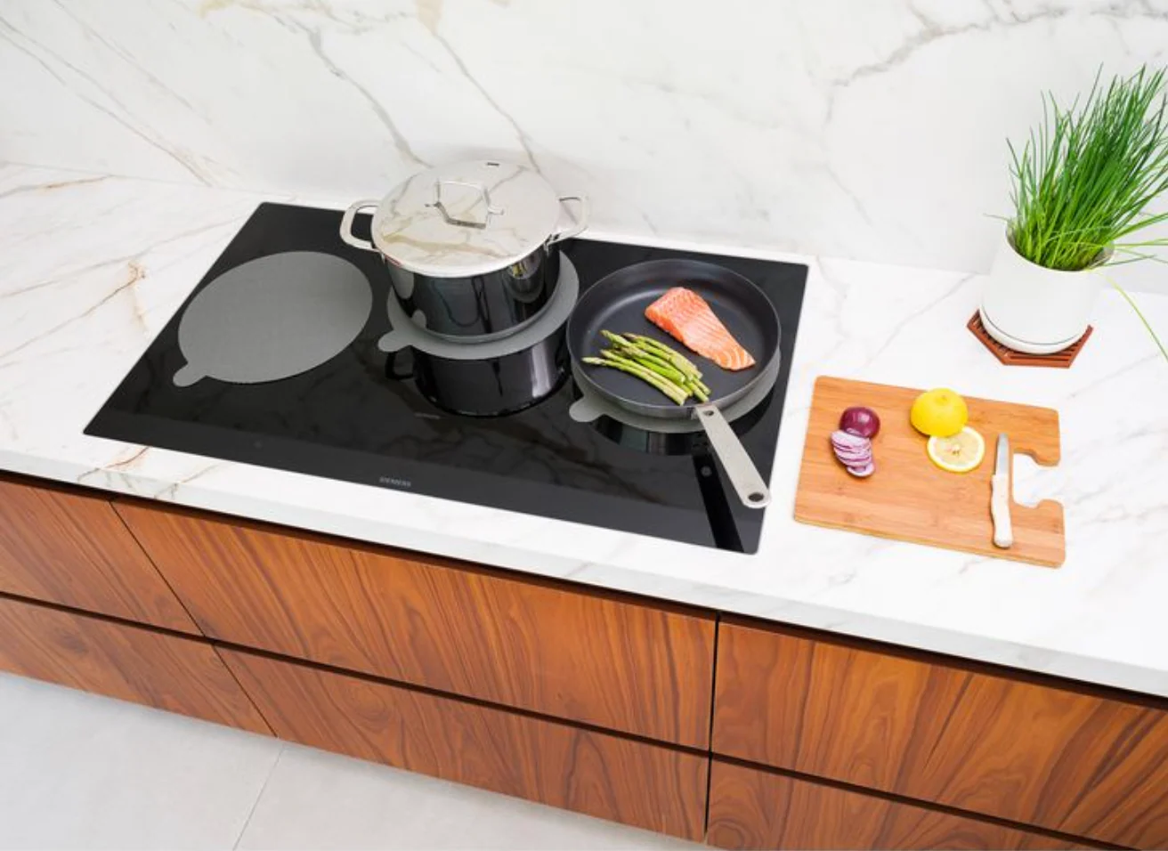 Silicone Induction Hob Protector 4/Pk - Image 2