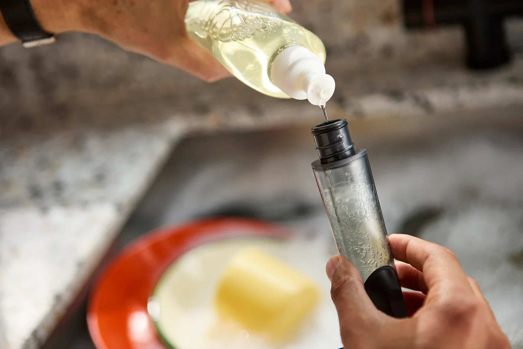 SinkTech™ Soap Dispensing Dish Brush & Stand - Joseph Joseph - Image 3