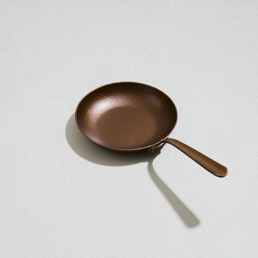 Smithey Carbon Steel Little Farmhouse Skillet 9 inch - Image 2