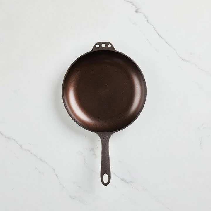 Smithey No. 10 Chef Skillet - Image 5
