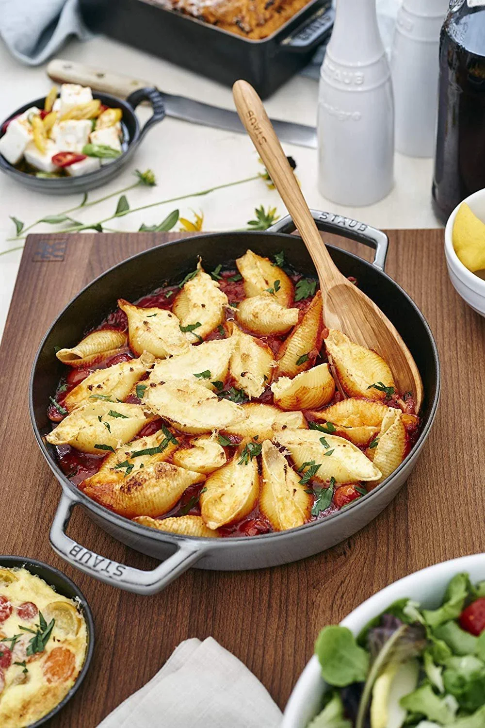 Staub 10"/26cm Double Handled Fry Pan - Graphite Grey - Image 4