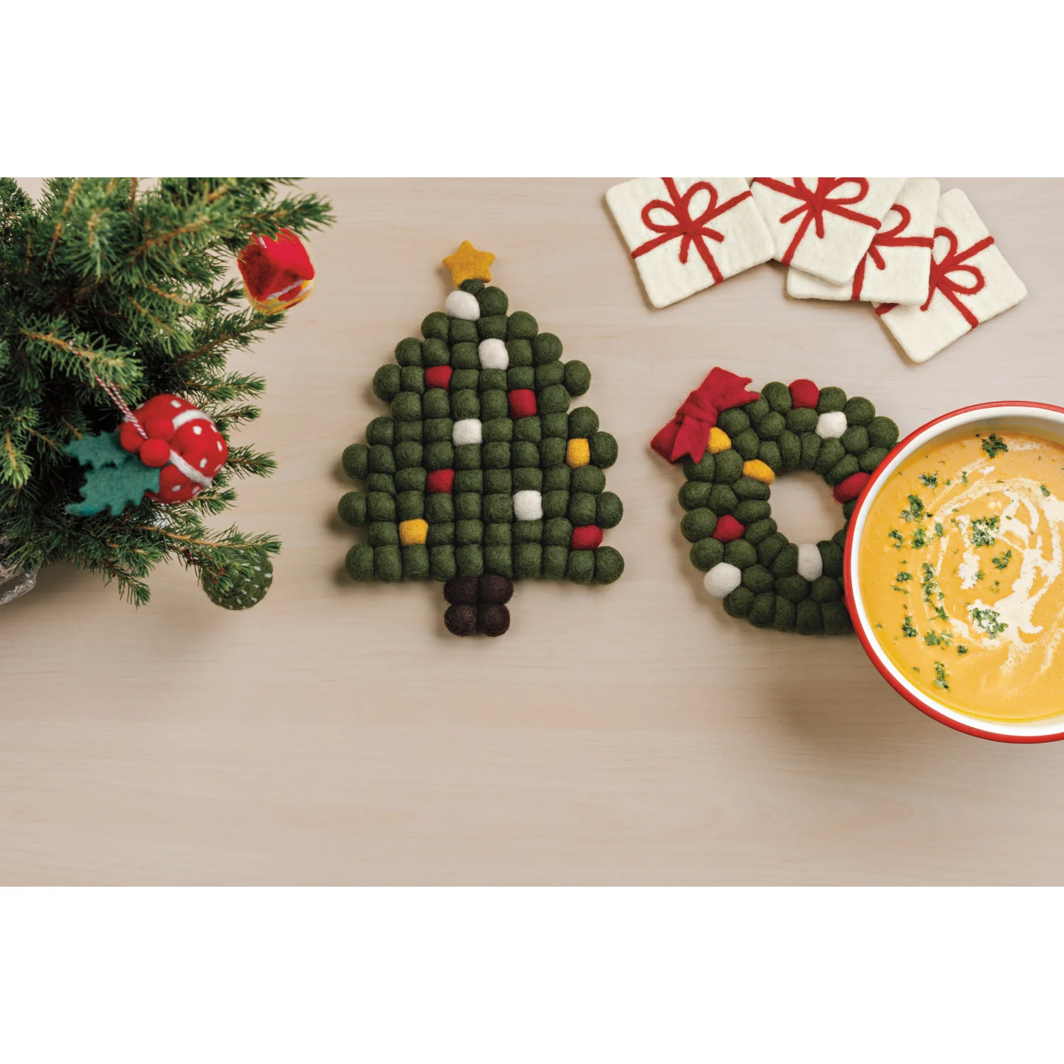 Trivet - Wreath Christmas Felt Wool - Image 2