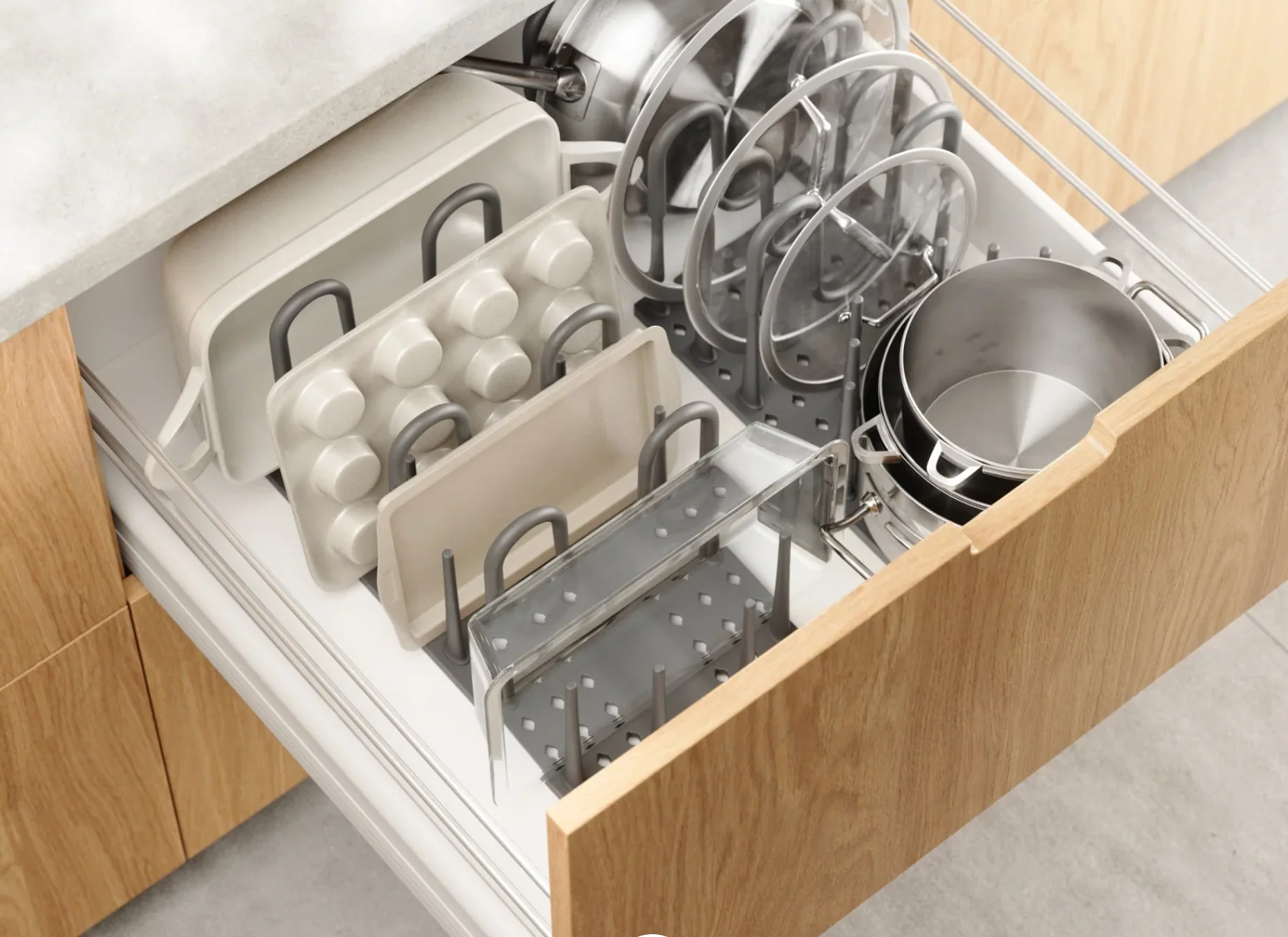 Umbra Peggy Cookware Organizer - Charcoal - Image 4