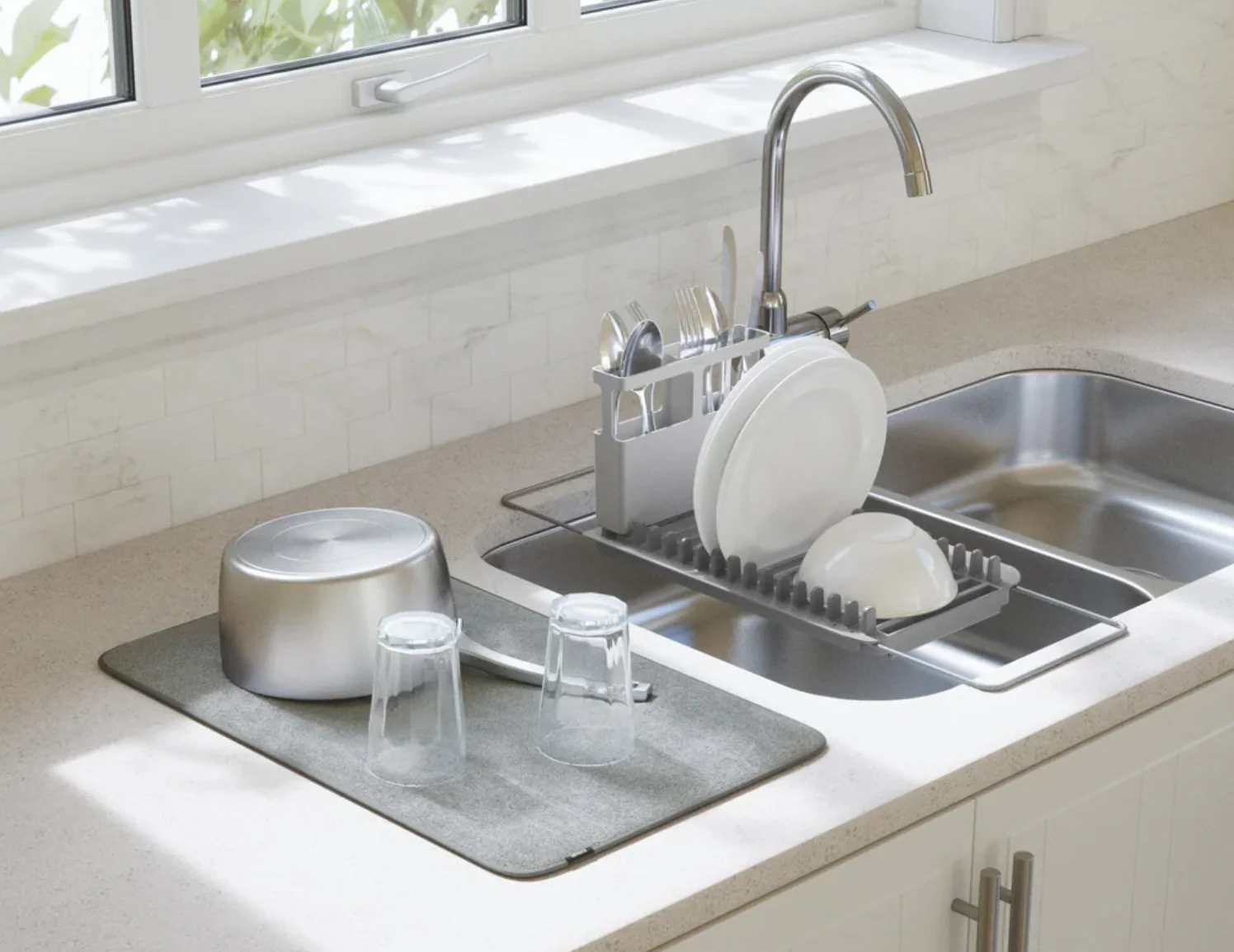 Umbra UDry Over the Sink Dish Rack with Mat - Charcoal - Image 2