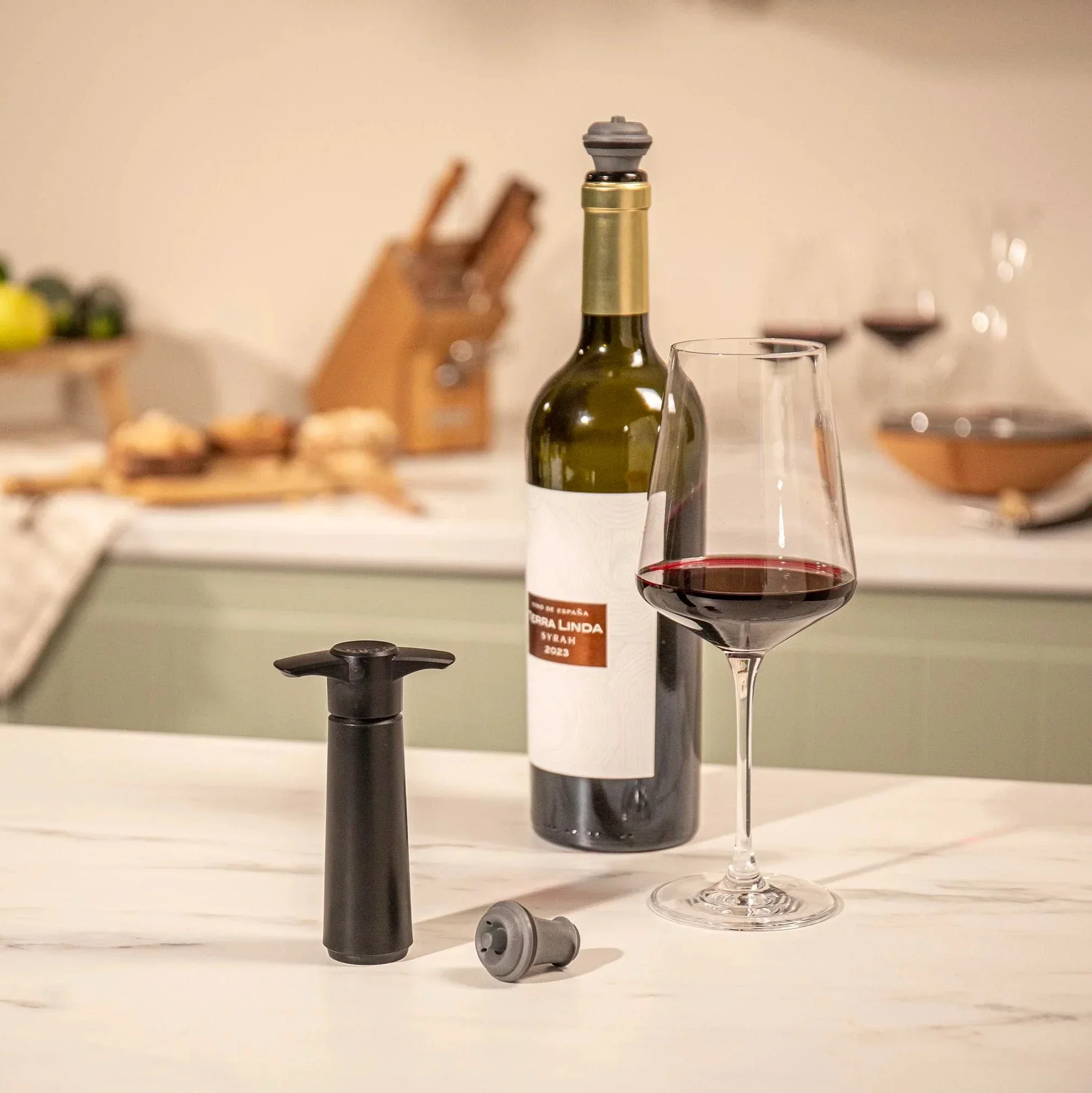 Vacu Vin Vacuum Wine Stopper 6 Pack - Gray - Image 2
