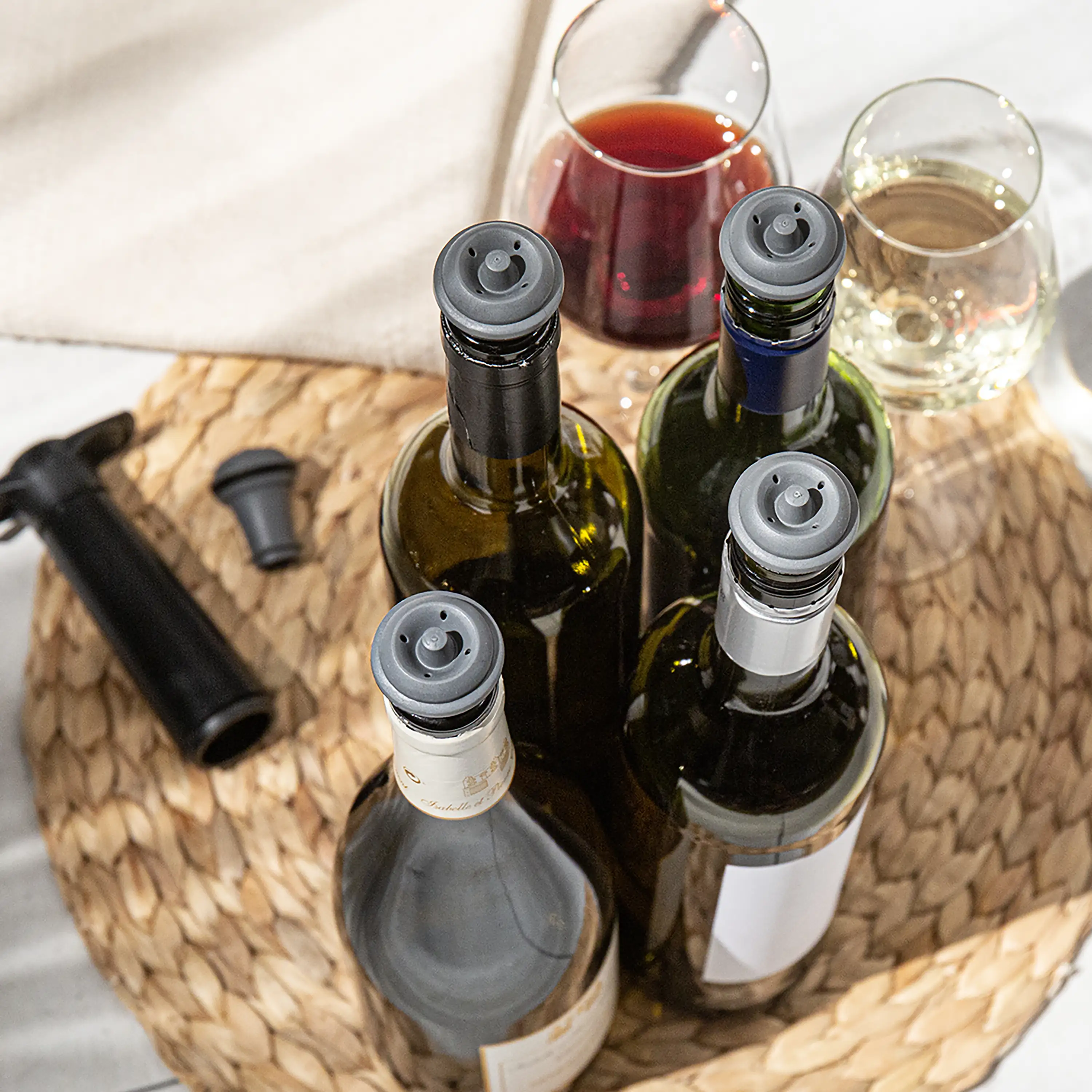 Vacu Vin Vacuum Wine Stopper 6 Pack - Gray - Image 3